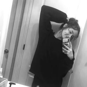 Meet your Posher, Isabella